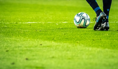 مبارياتاليومالدوريالسعوديمباشرالثلاثاءمواجهاتناريةوصراعاتمثيرة
